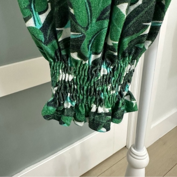 Anthropologie Forever that Girl One Shoulder Puff Sleeve Top Green Leaf SZ 6 - Picture 5 of 8